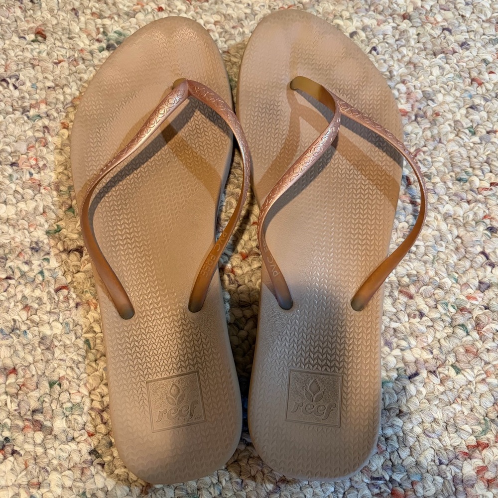 Reef flip flops